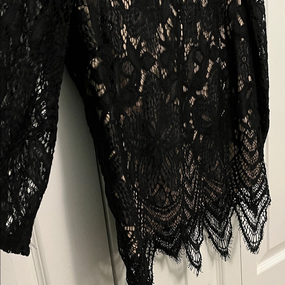 love, Fire Black Lace Blouse Medium - Picture 2 of 8